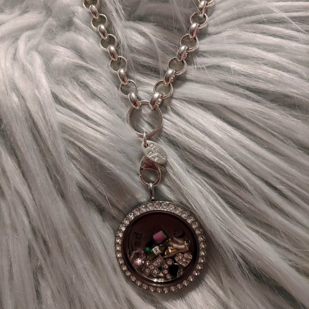 Necklace